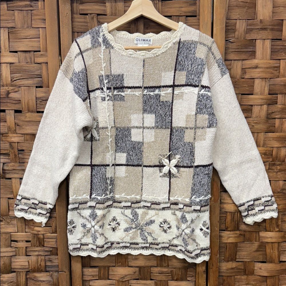 Vintage Climax Ramie Cozy Geometric Sweater with Floral Accents Sz L